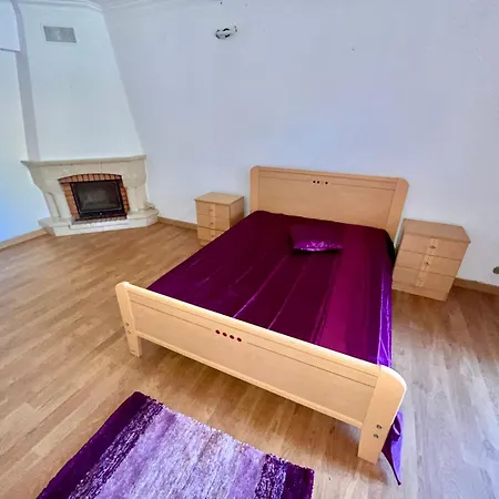 Quarto Boa Localizacao Com Cozinha E Casa De Banho Apartment *