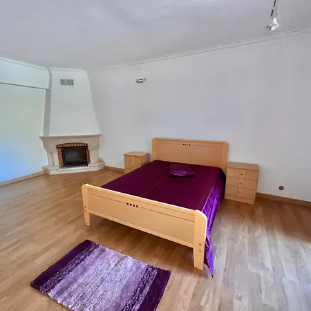 Quarto Boa Localizacao Com Cozinha E Casa De Banho شقة