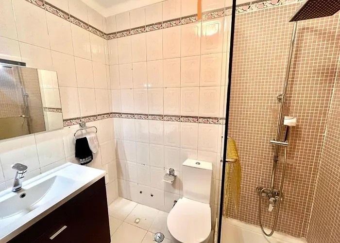 Quarto Boa Localizacao Com Cozinha E Casa De Banho Appartement