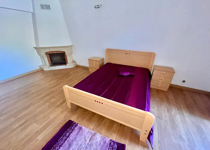 Quarto Boa Localizacao Com Cozinha E Casa De Banho Apartment *