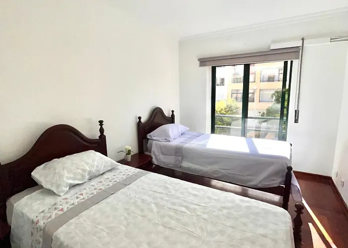 Quarto Boa Localizacao Com Cozinha E Casa De Banho *