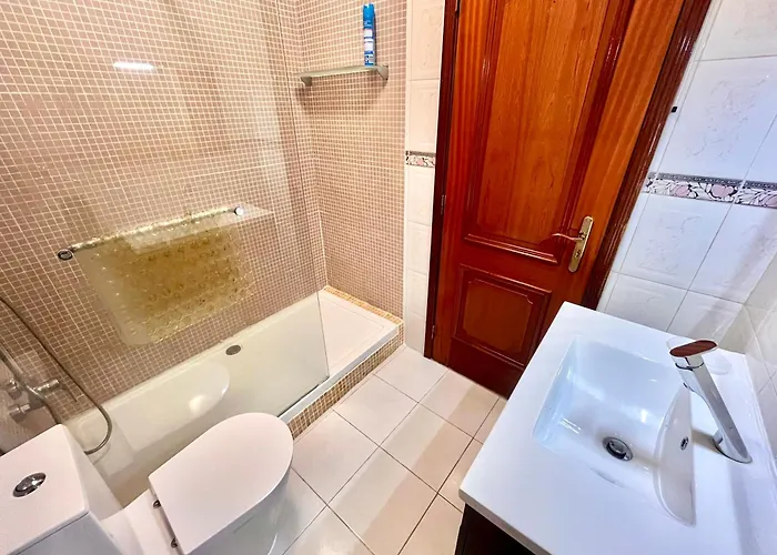 Apartment Quarto Boa Localizacao Com Cozinha E Casa De Banho