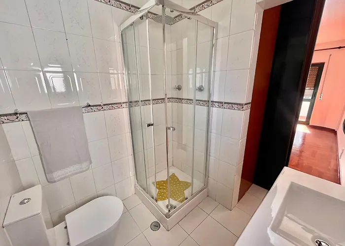 Quarto Boa Localizacao Com Cozinha E Casa De Banho Appartement